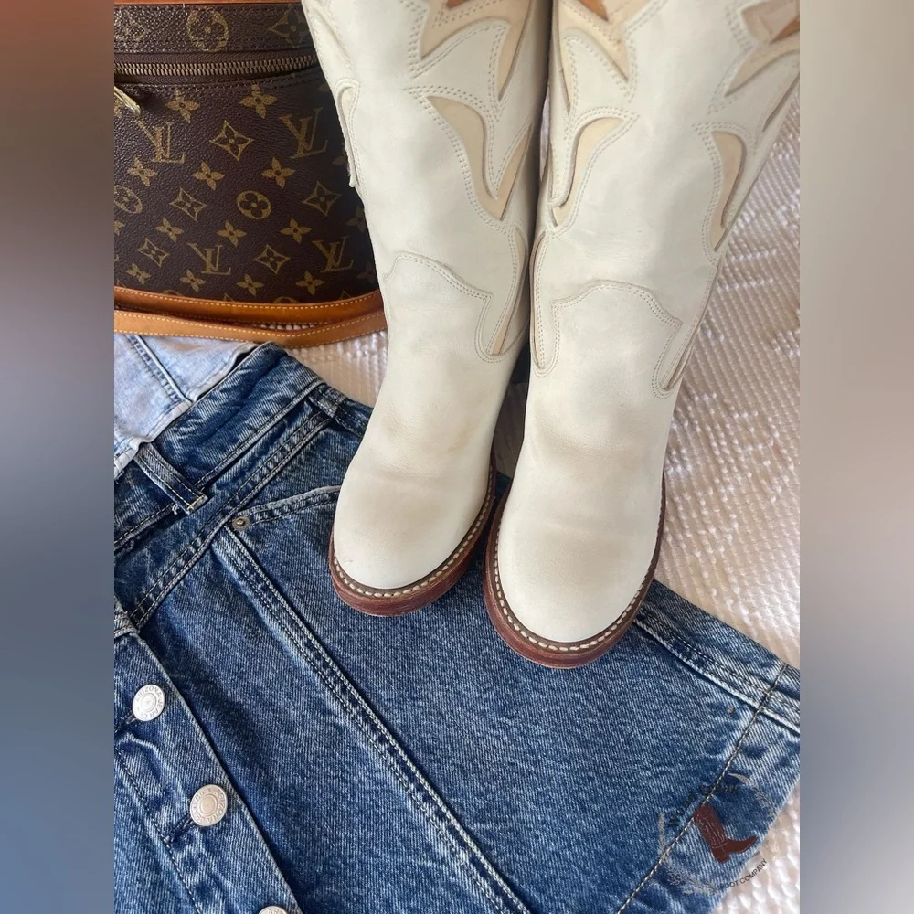 Frye Cream Western Cowboy Boots - Picture 4 of 7
